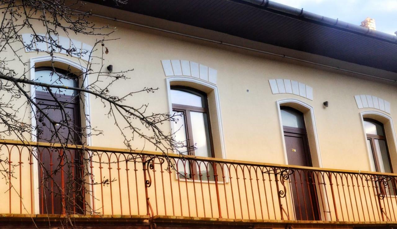 Lovelystay Oldtown Studio Μπρασόβ Εξωτερικό φωτογραφία